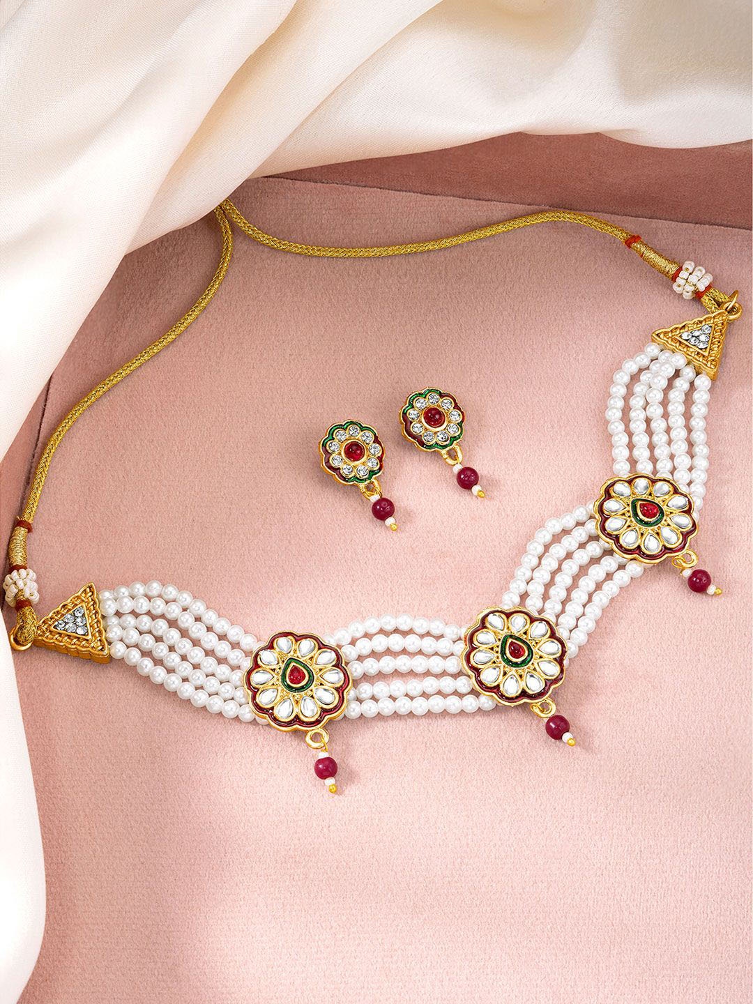 

Peora Gold-Plated Kundan Studded & Beaded Jewellery Set