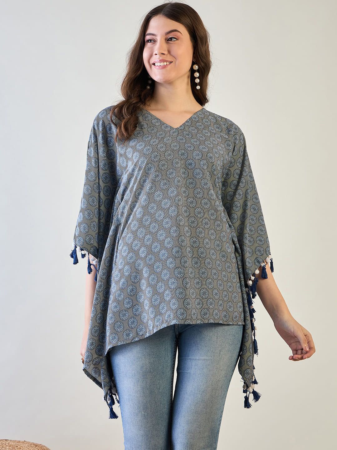

The Kaftan Company Floral Printed Extended Sleeves Kaftan Top, Grey
