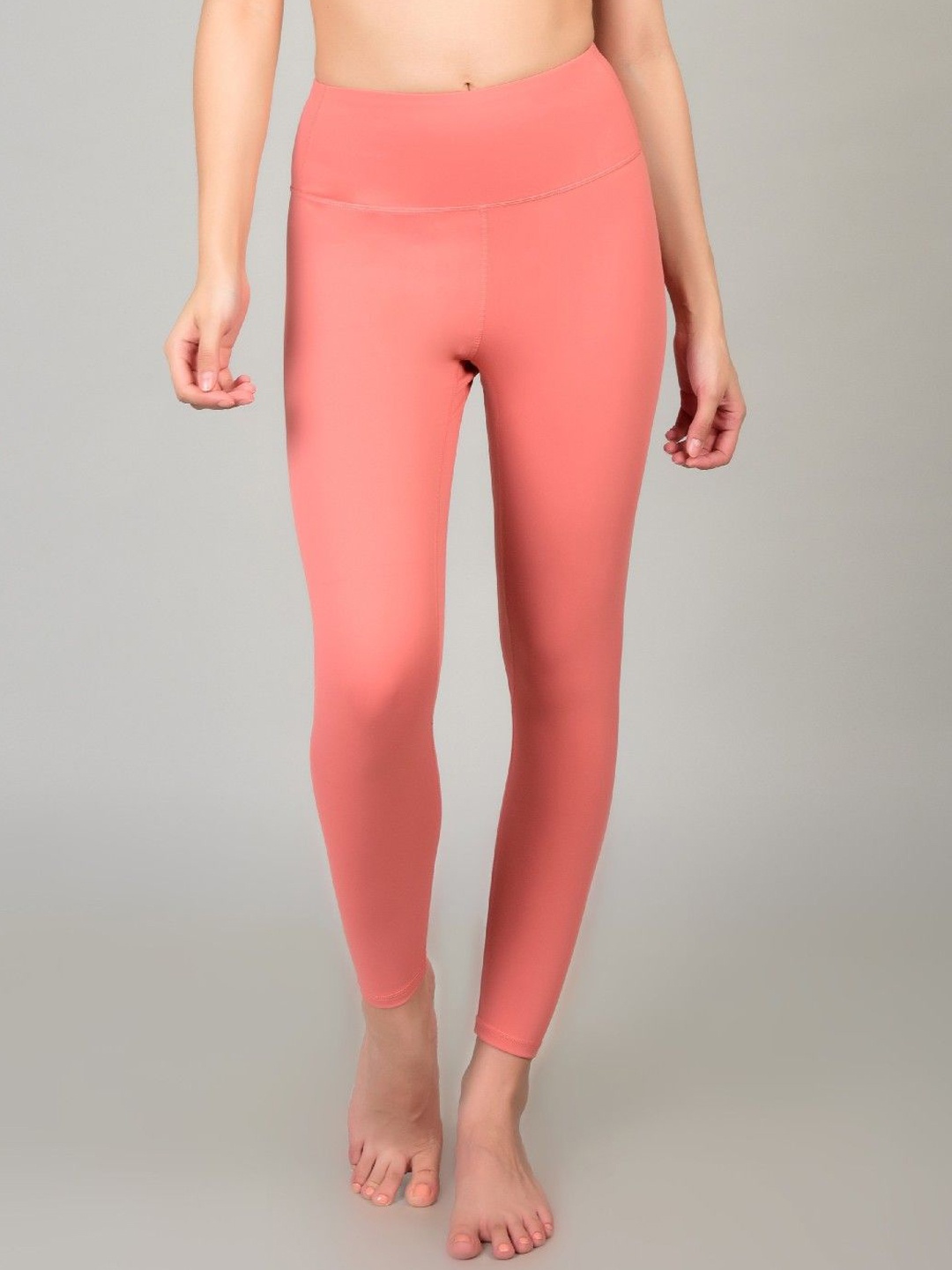 

Poftik Women Ankle-Length Gym Tights, Peach