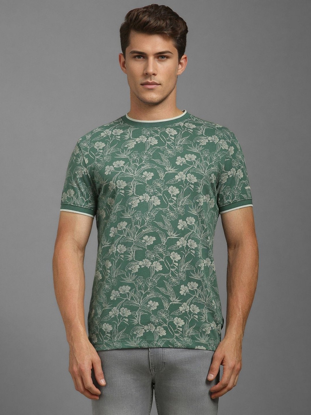 

Louis Philippe Jeans Men Floral Printed Round Neck Cotton Slim Fit T-shirt, Green