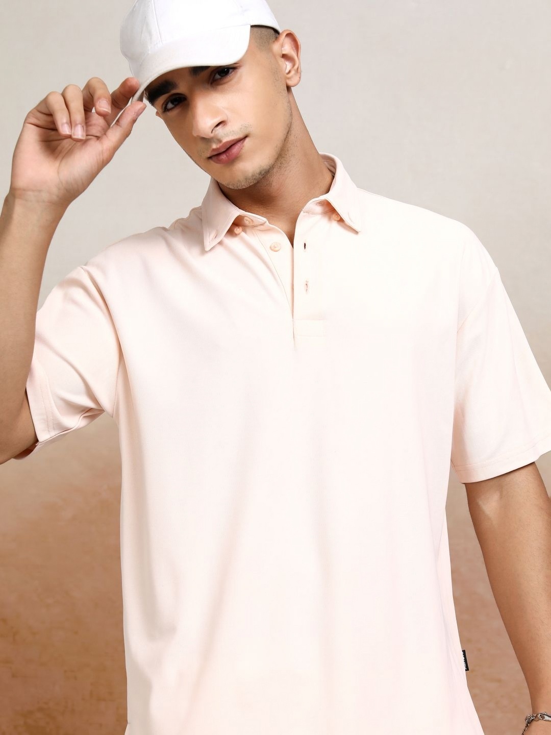 

HIGHLANDER Men Solid Polo Collar Relaxed Fit T-shirt, Peach