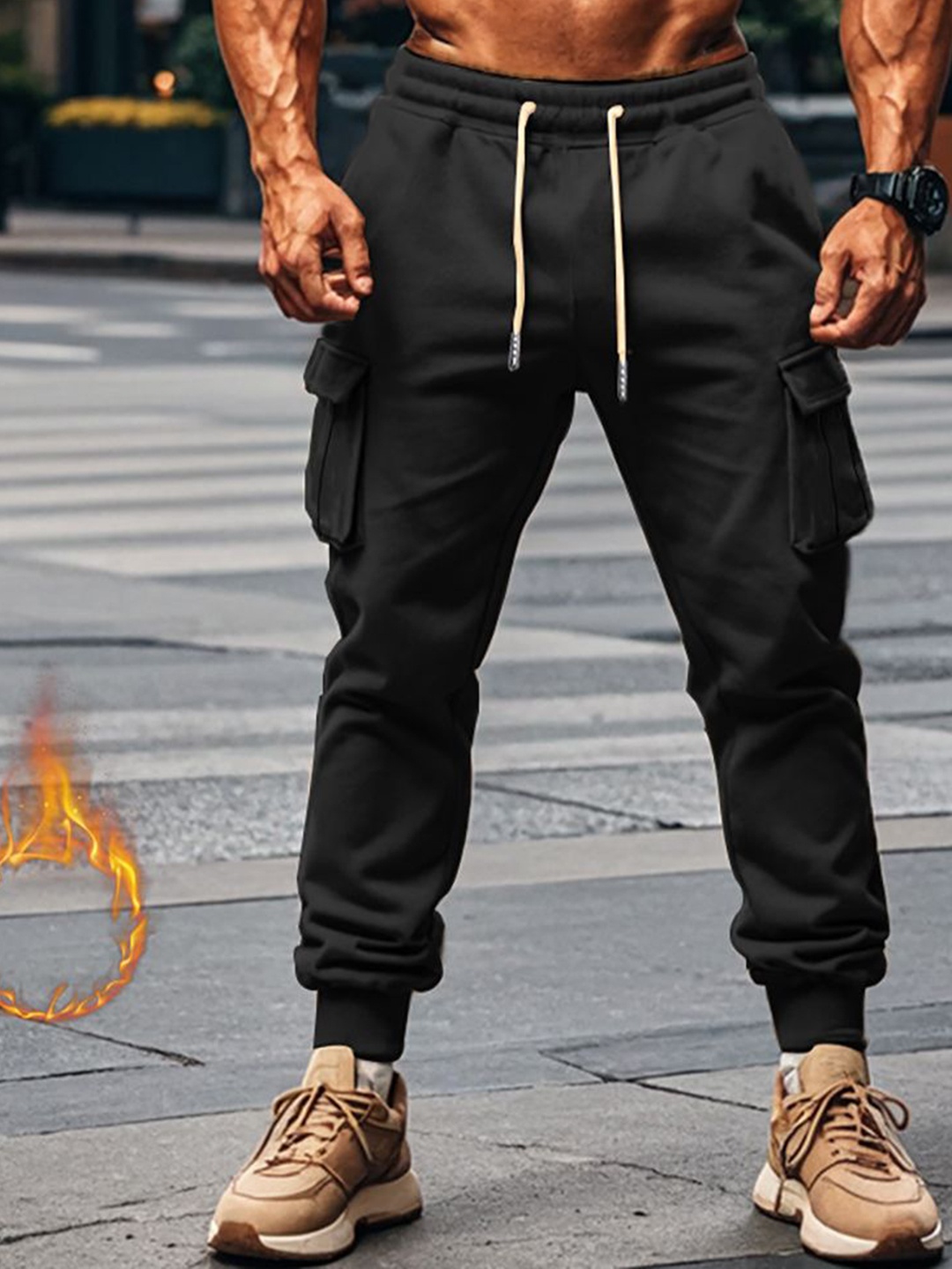 

StyleCast x Revolte Men Solid Loose Fit Easy Wash Pleated Joggers, Black
