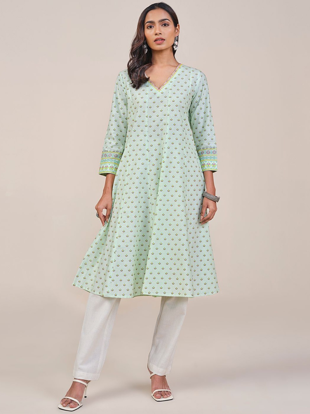 

Global Desi Floral Woven Design V-Neck Pure Cotton Anarkali Kurta, Green