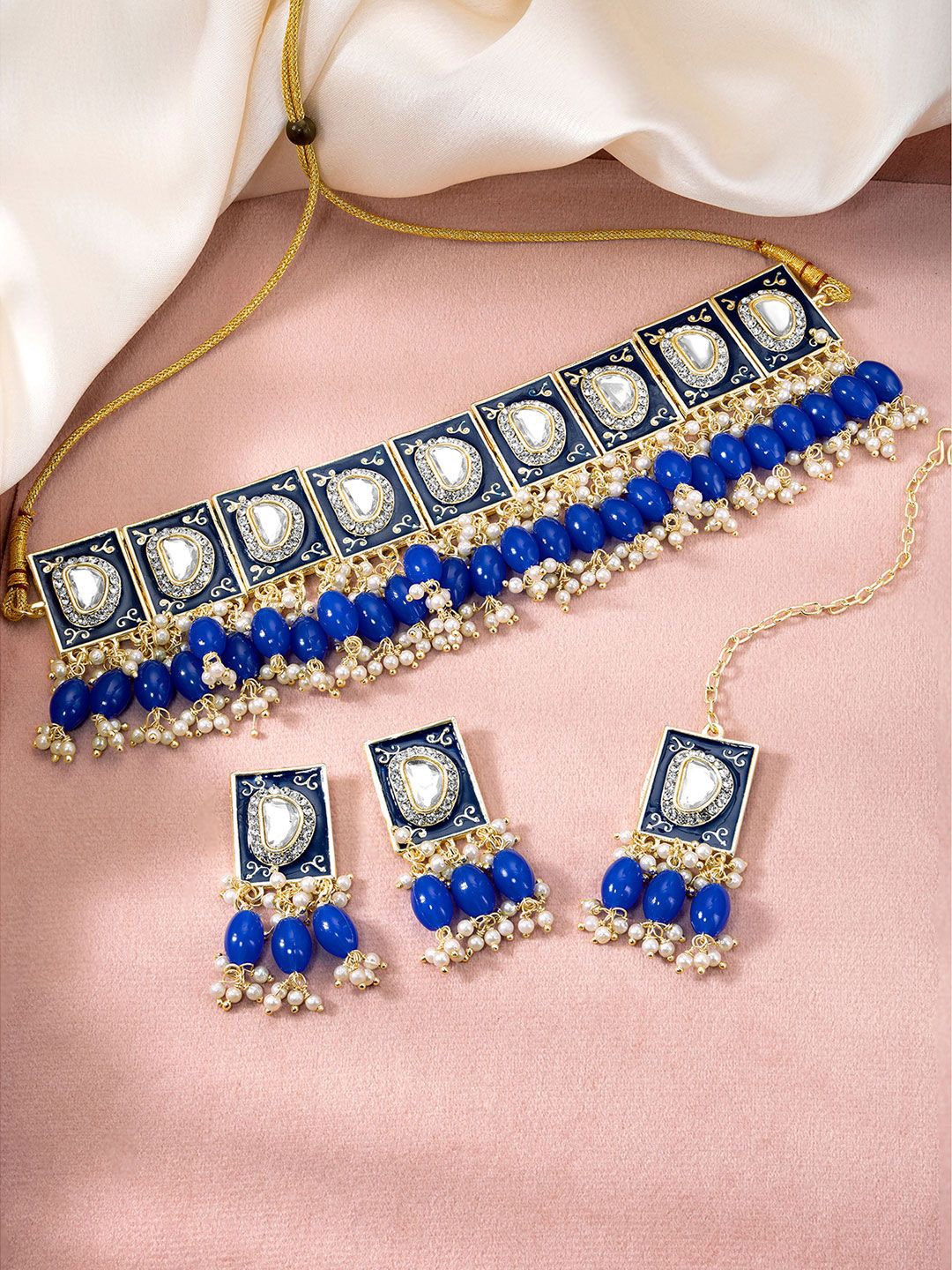 

Peora Gold-Plated Stone-Studded & Beaded Choker Jewellery Set
