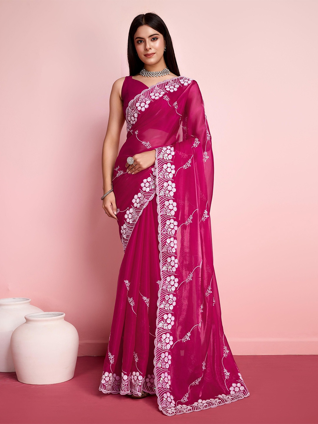 

VAIRAGEE Embroidered Sequinned Ready to Wear Saree, Pink