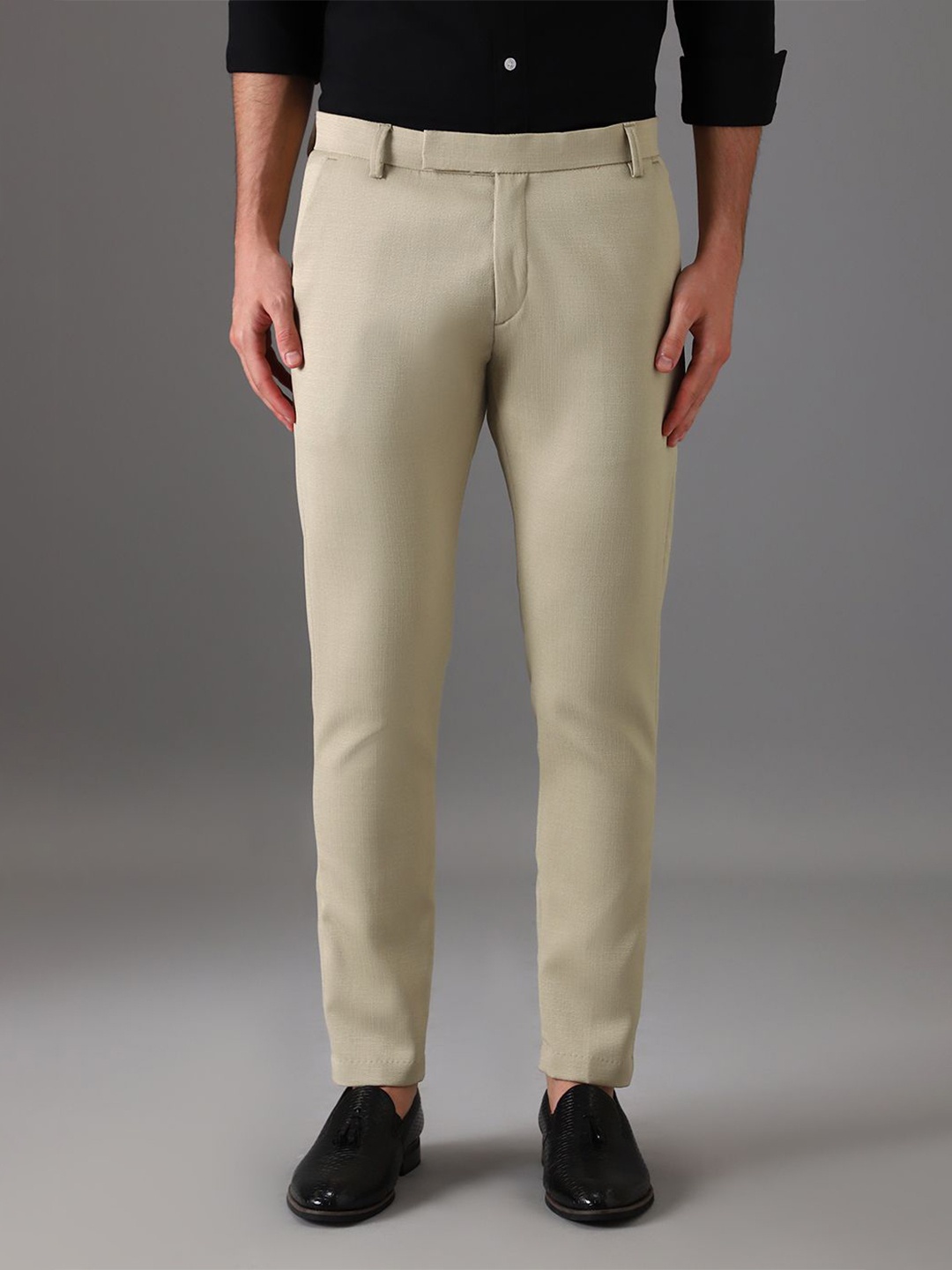 

Banana Club Men Smart Slim Fit Formal Trouser, Beige