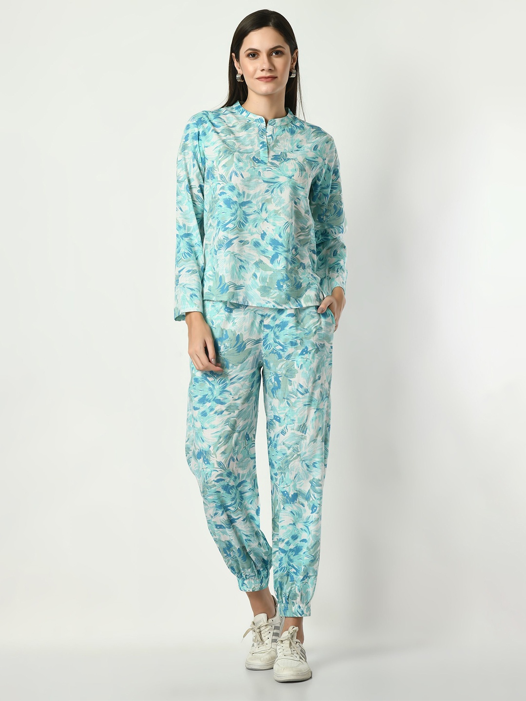 

VAPPSYAM Top With Trouser Co-Ords, Blue
