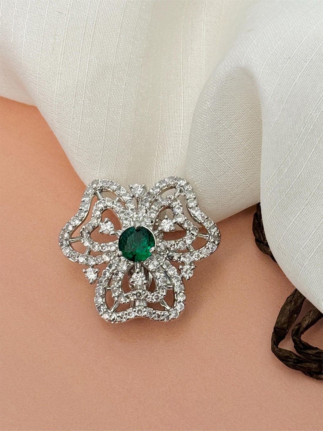 

ABDESIGNS Silver Plated American Diamond Saree Clip Accessories