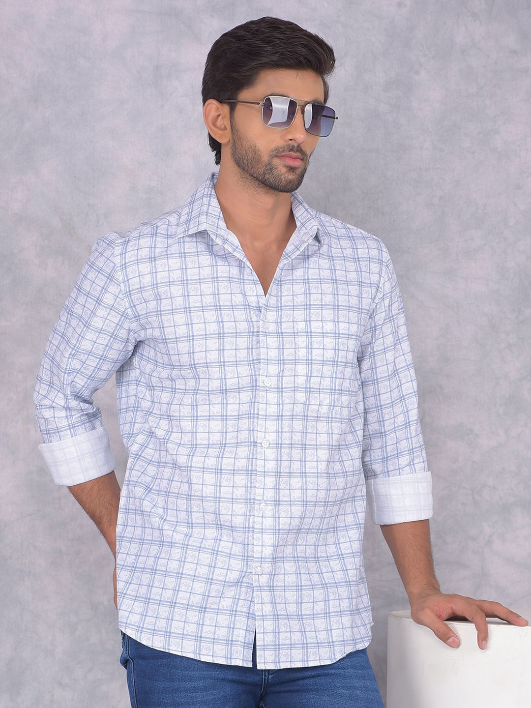 

Crimsoune Club Men Smart Spread Collar Tartan Checked Cotton Casual Shirt, Blue