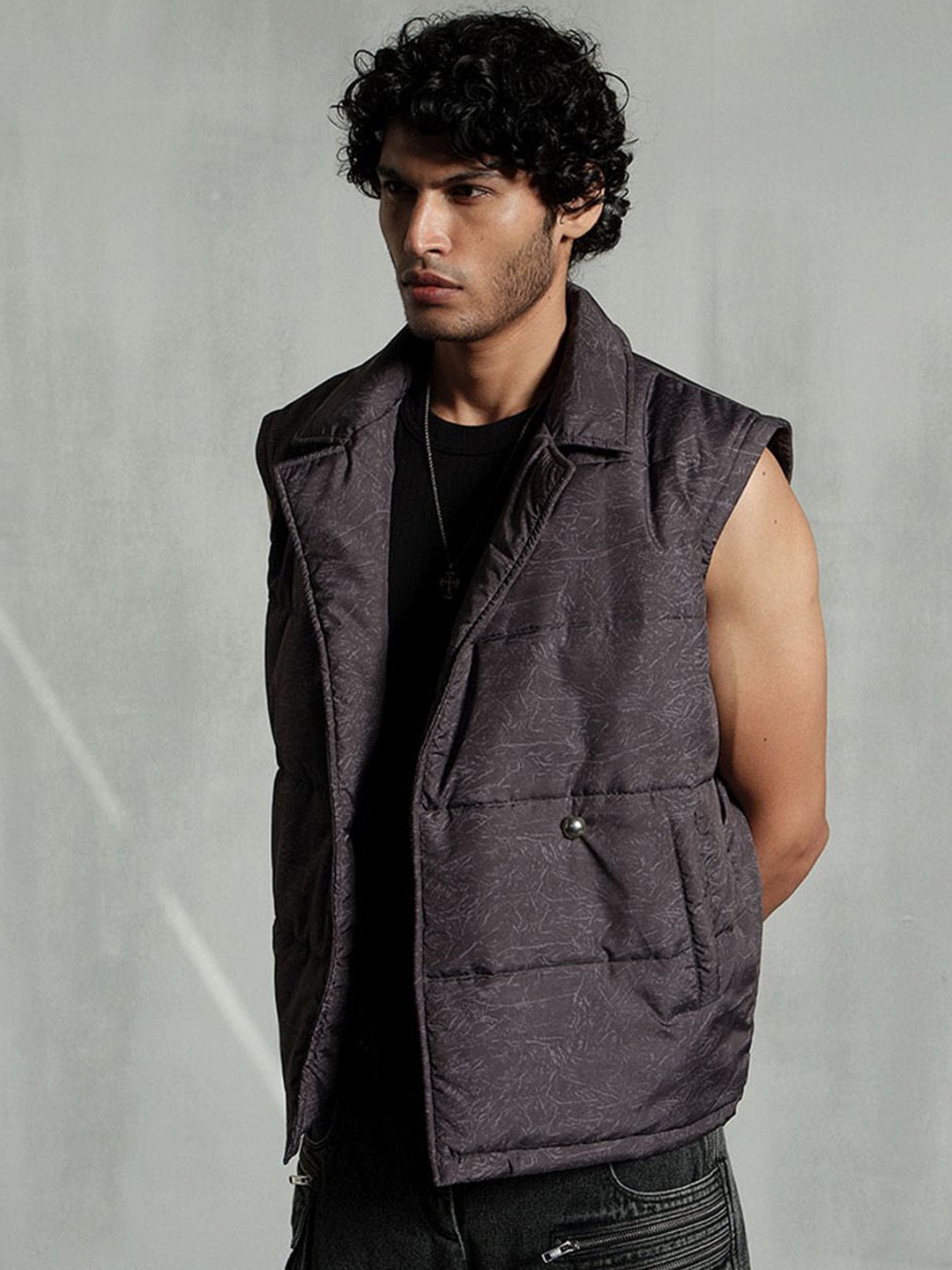 

the Misnomer Unisex Lapel Collar Solid Casual Padded Jacket, Grey