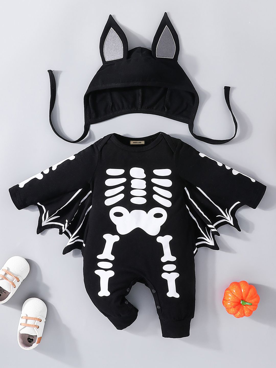 

INCLUD Infant Boys Printed Long Sleeve Rompers, Black