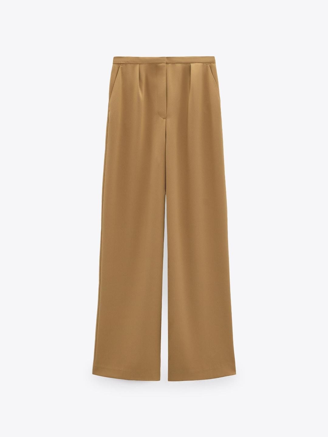 

ZARA Women Trousers, Na