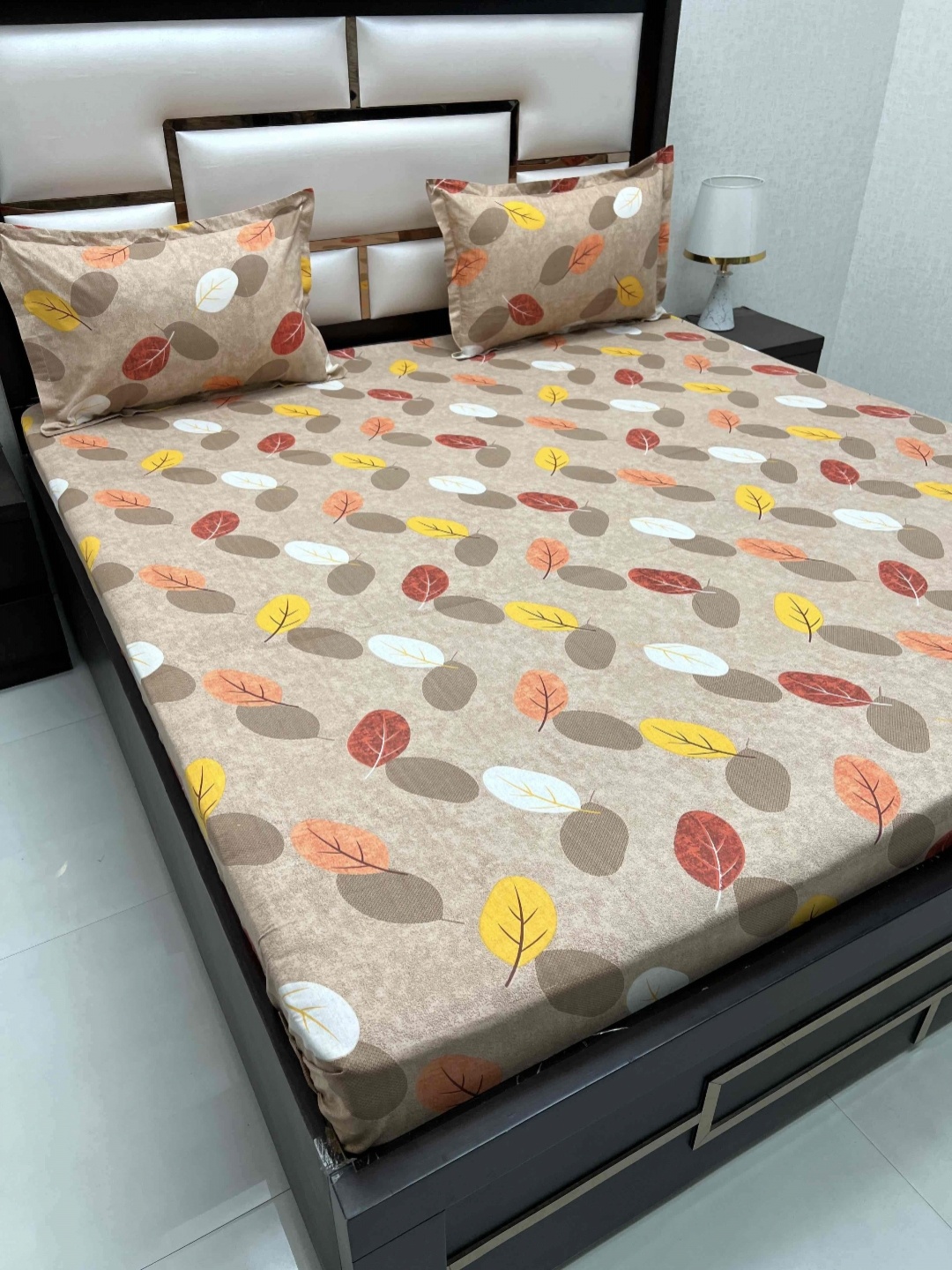

Pure Decor Passion Brown Floral Printed Pure Cotton 260 TC Queen Bedsheet Set 2.54 x 2.29m