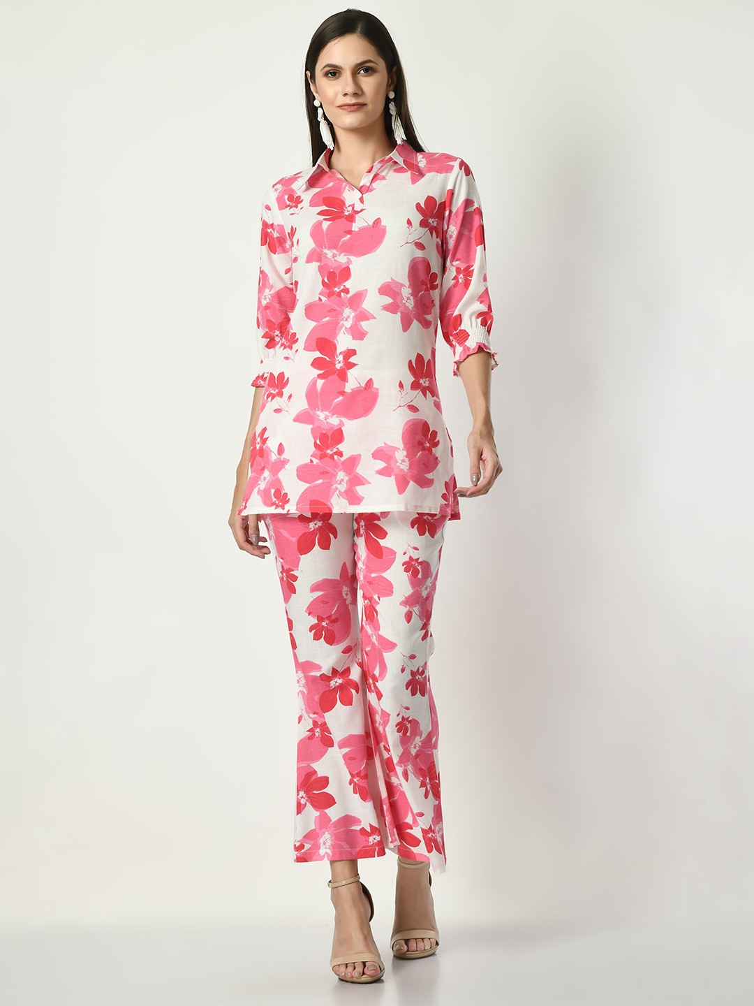 

VAPPSYAM Top With Trouser Co-Ords, White