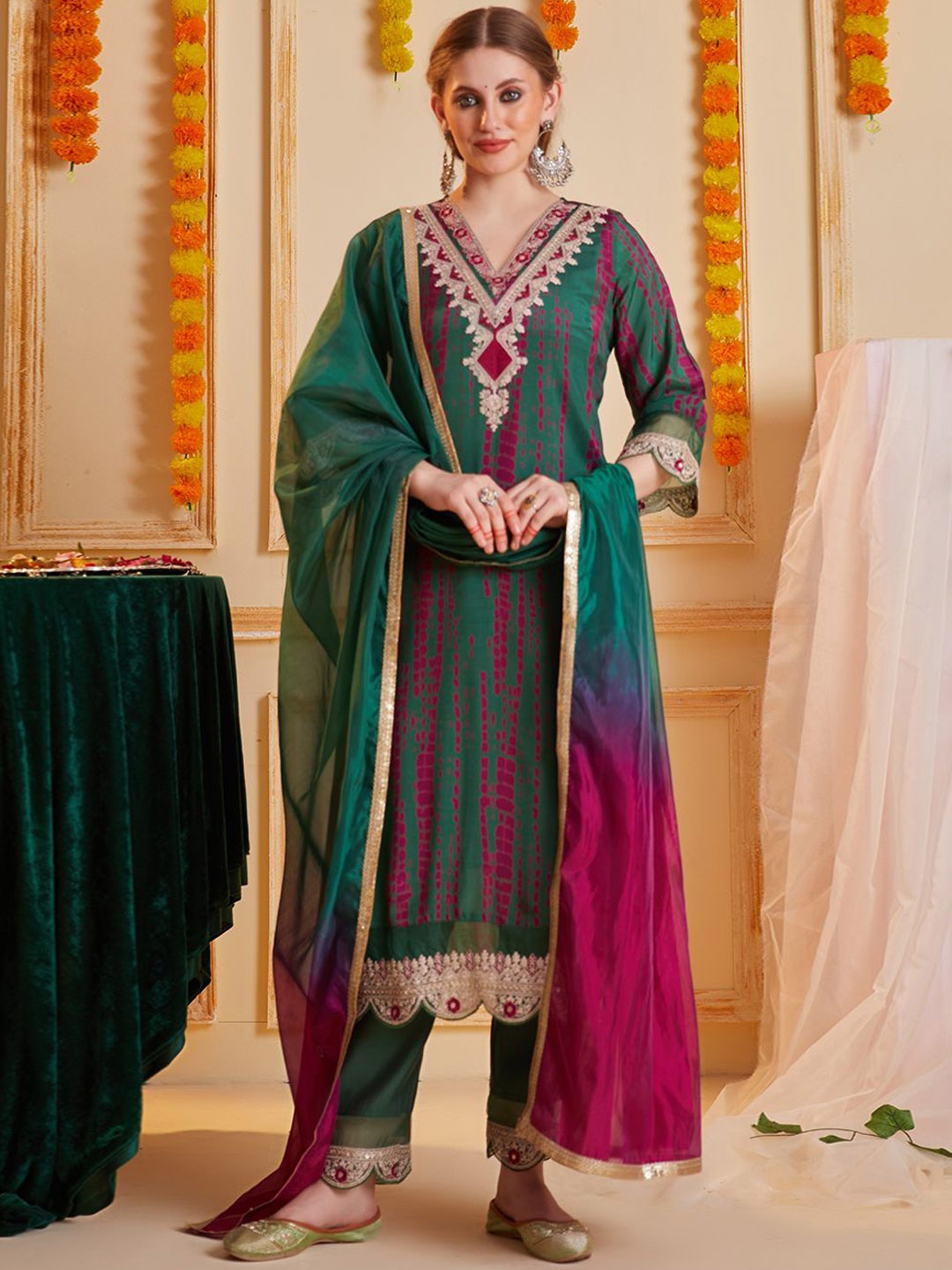 

HEEPOSH Floral Embroidered Kurta With Trousers & Dupatta, Green