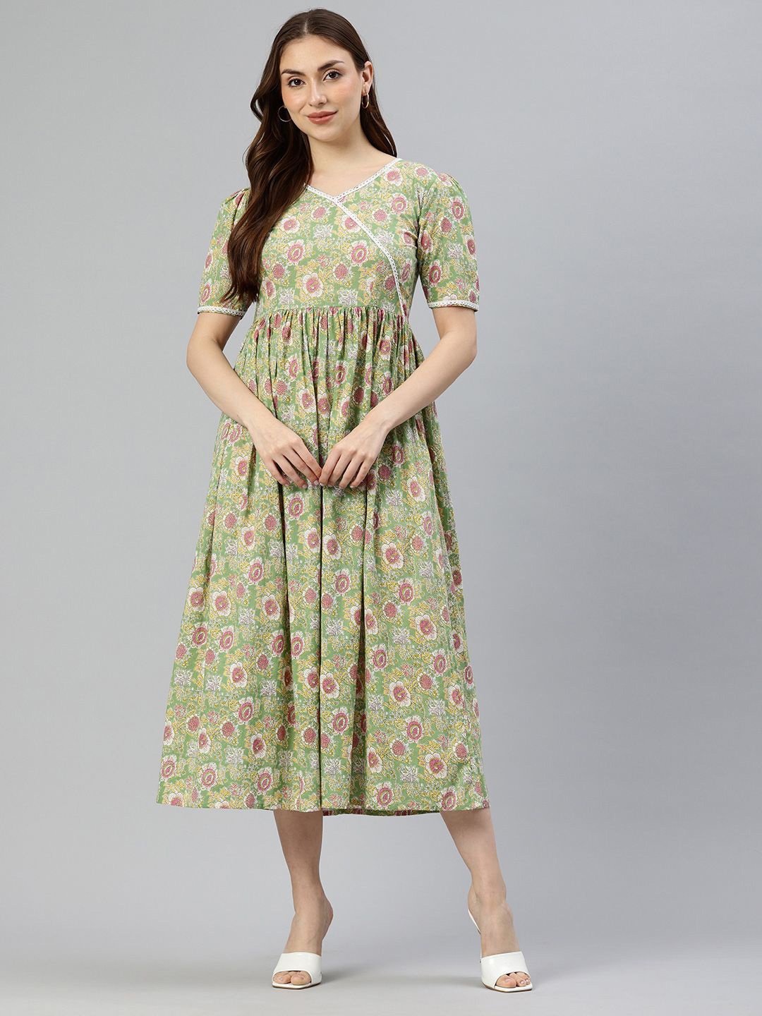 

Swishchick Women Floral Print Fit & Flare Midi Dress, Green