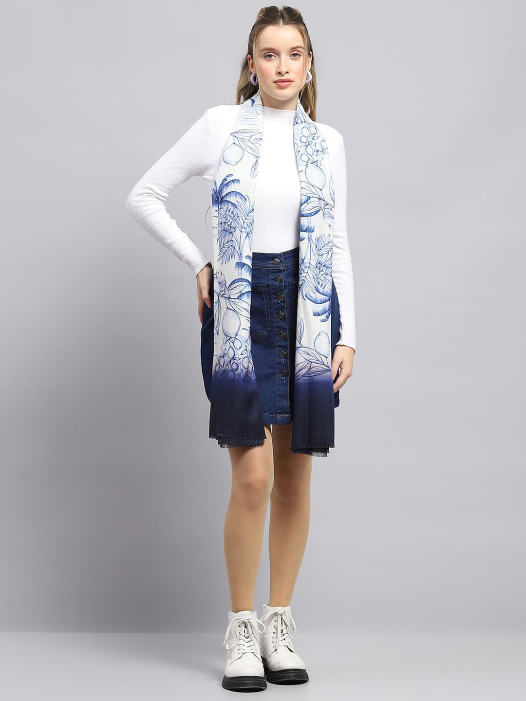 

Monte Carlo Women Floral Printed Stole, Blue