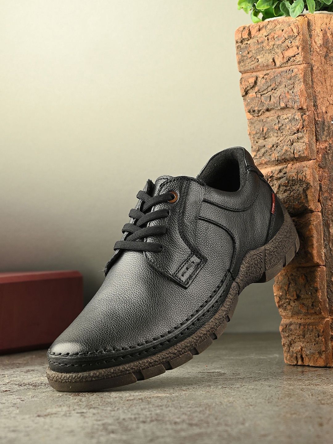 

Egoss Men Casual Block-Heeled Regular Boots, Black