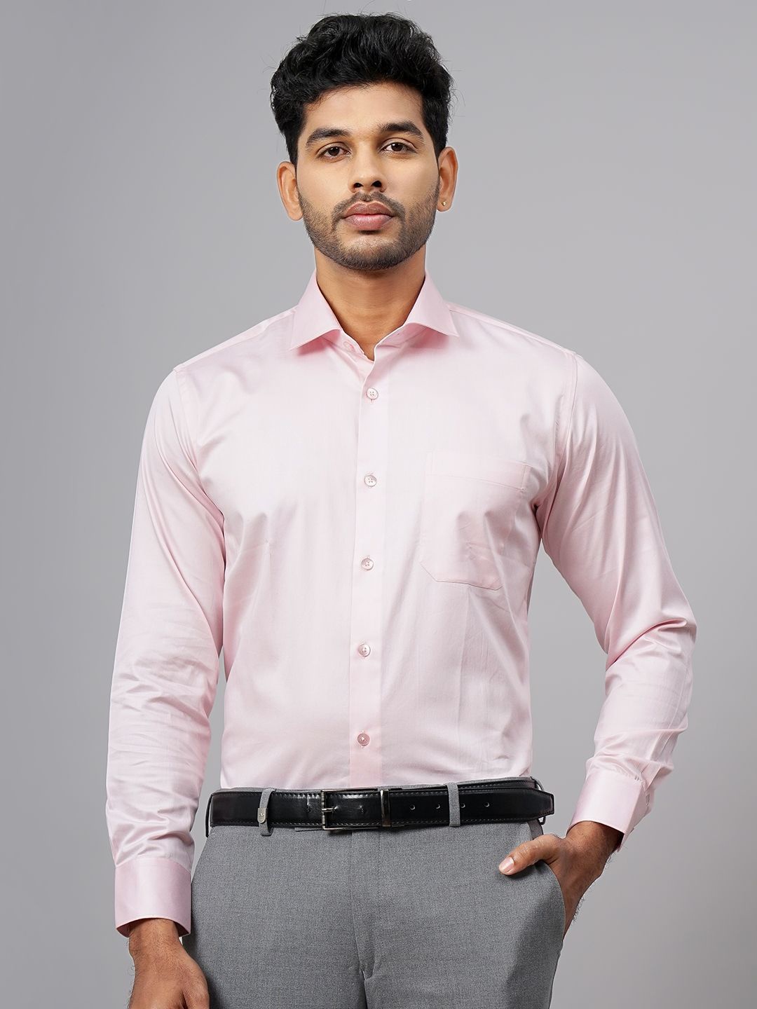 

METAL Men Cutaway Collar Solid Cotton Slim Fit Casual Shirt, Pink