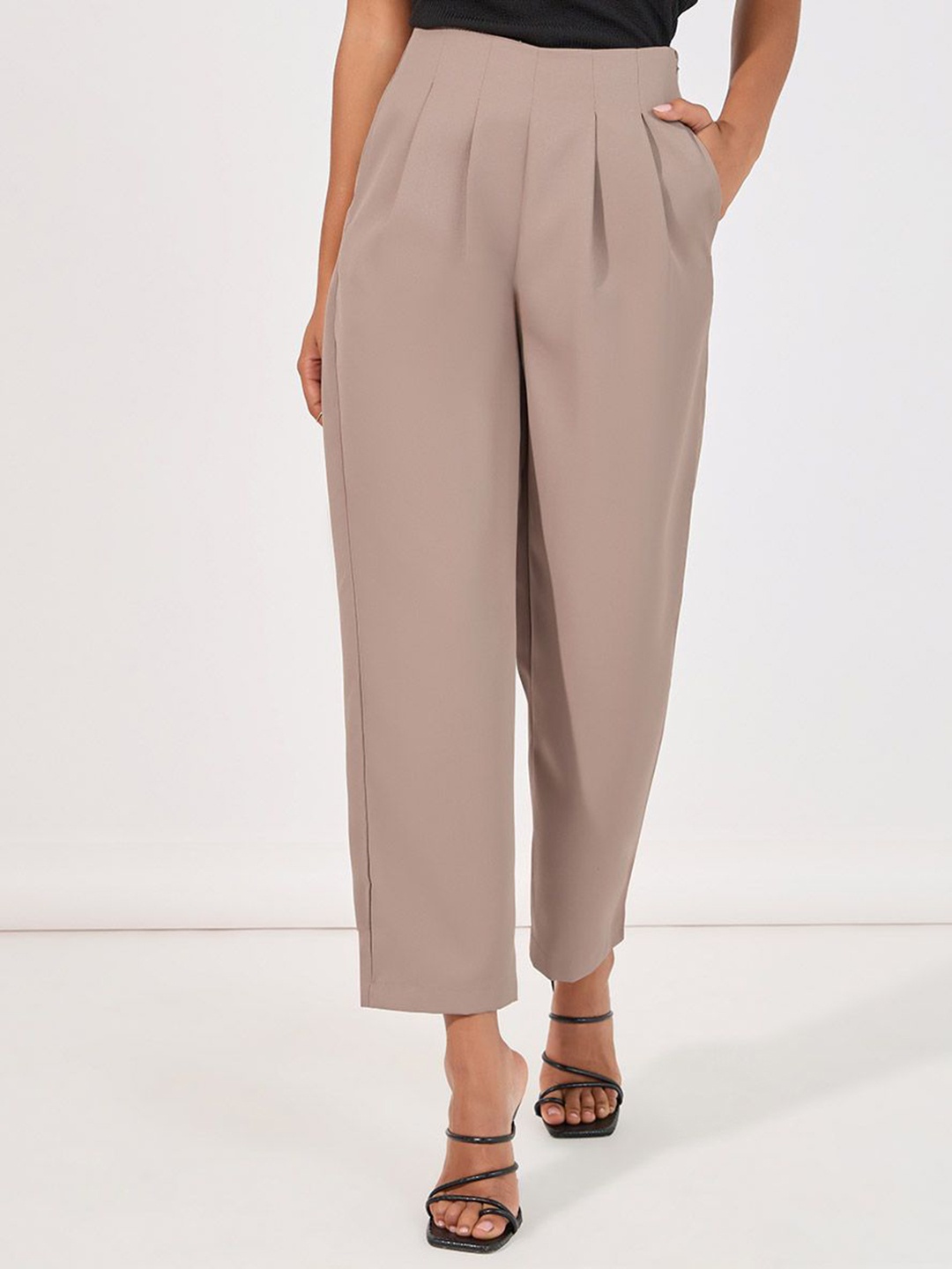

Styli Women Solid High Rise Tapered Trouser with Box Pleat, Beige