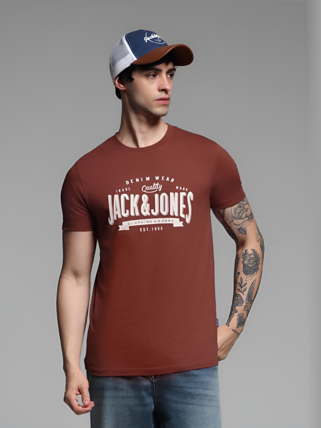 

Jack & Jones Men Typography Printed Round Neck Cotton Slim Fit T-shirt, Maroon