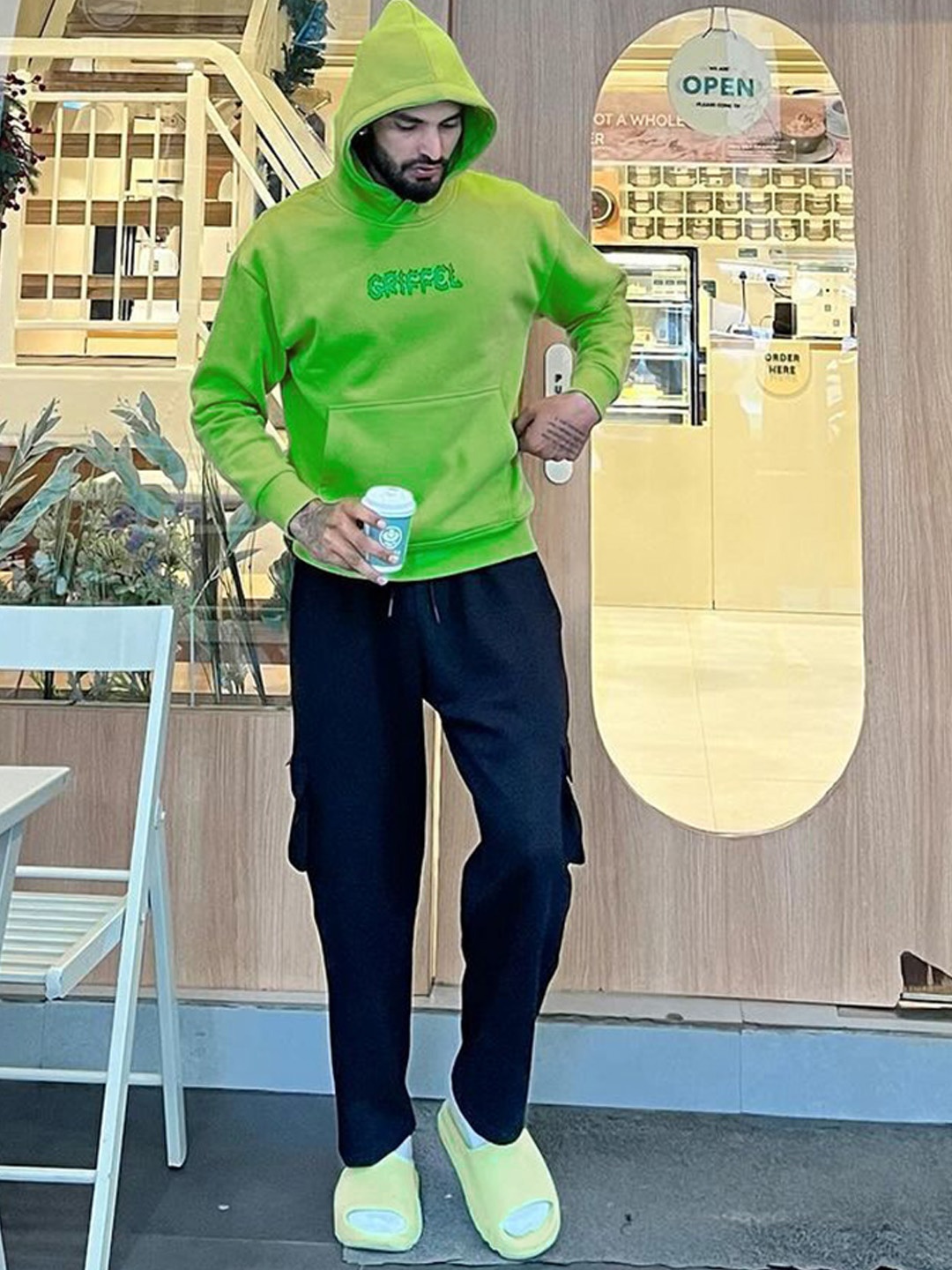 

GRIFFEL Men Sweatshirt & Casual Trousers Co- Ords, Green