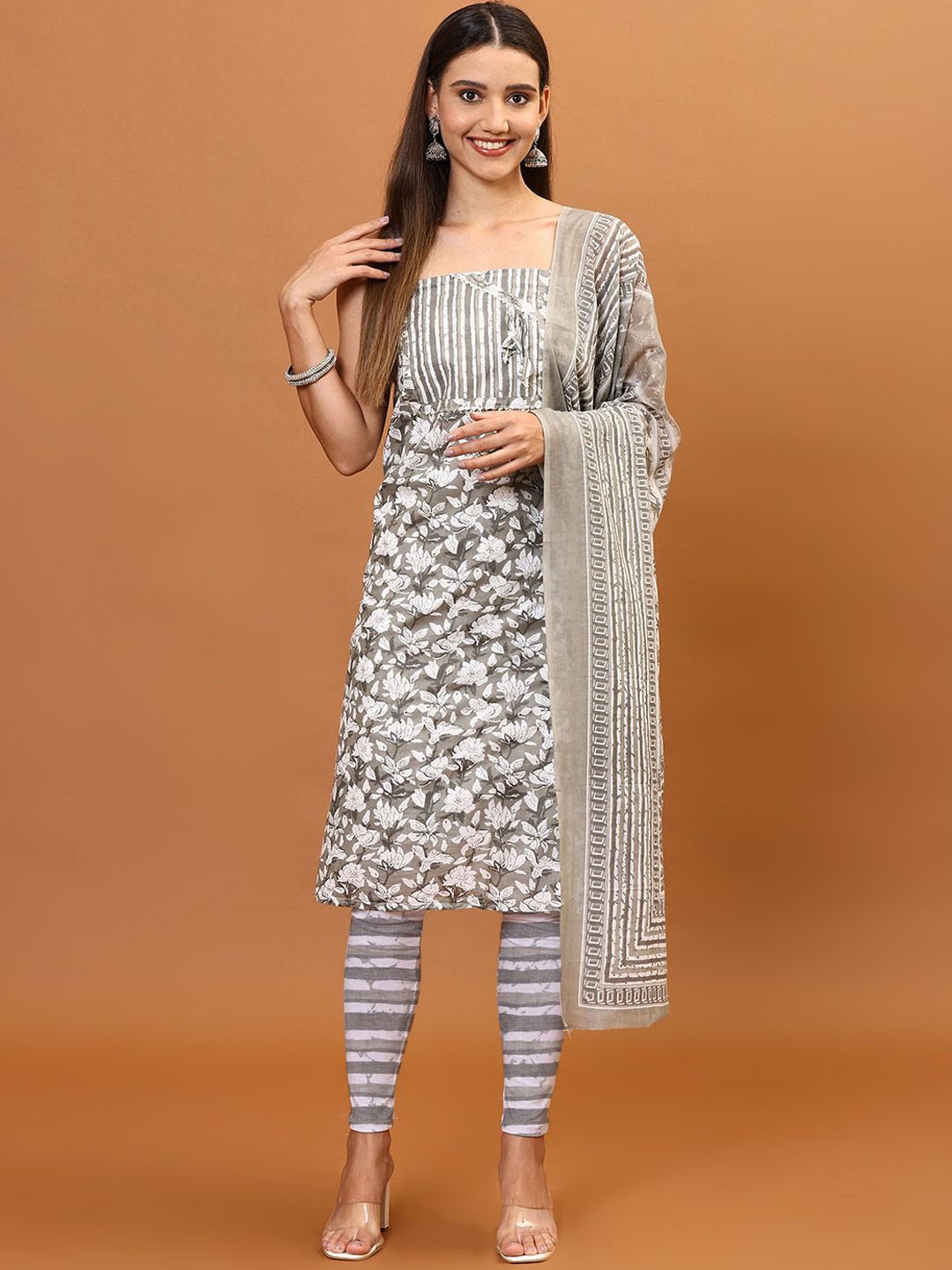 

Meena Bazaar Floral Printed Gotta Patti Unstitched Dress Material, Grey