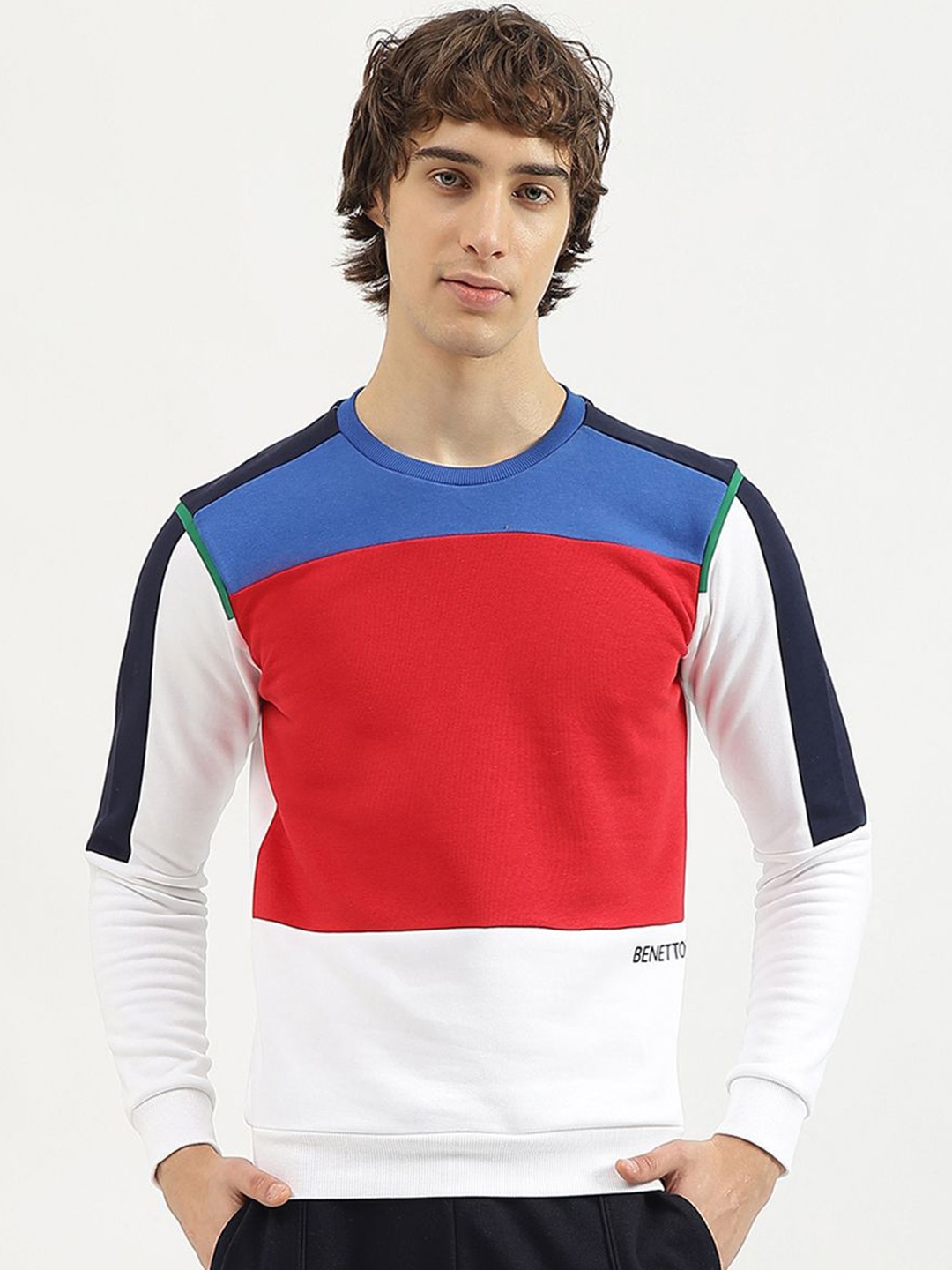 

United Colors of Benetton Men Regular Fit Round Neck Colorblock Cotton Sweatshirt, Red