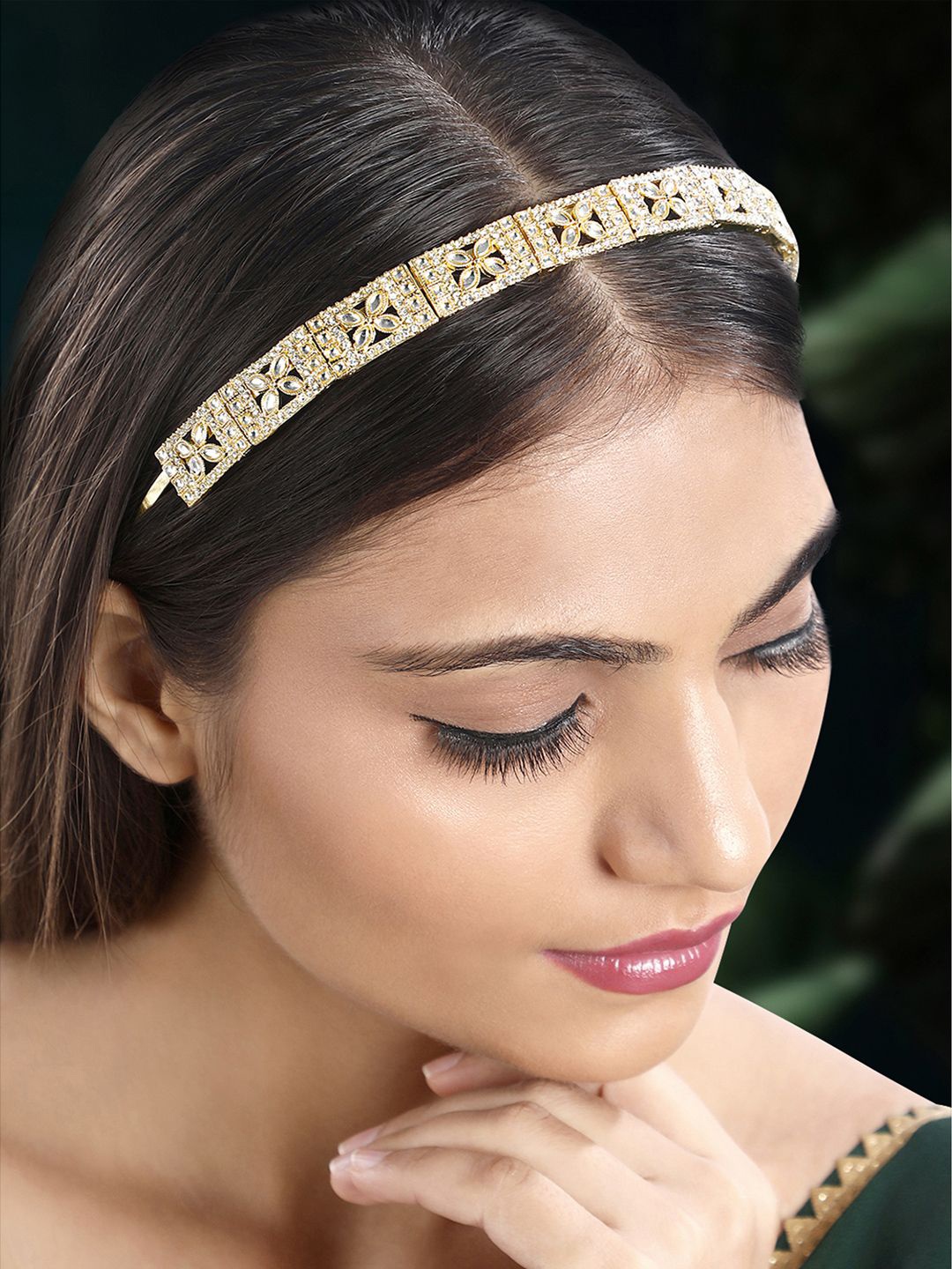 

Peora Women Metal Embellished Ethnic Hairband, Gold