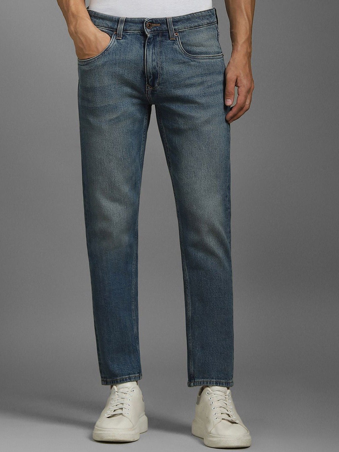 

Louis Philippe Jeans Men Regular Fit Light Fade Cotton Jeans, Blue