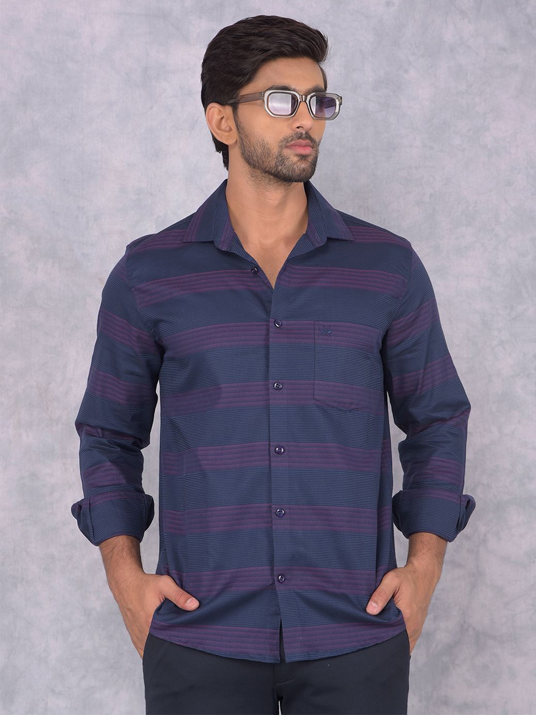 

Crimsoune Club Men Smart Spread Collar Horizontal Striped Cotton Slim Fit Casual Shirt, Purple