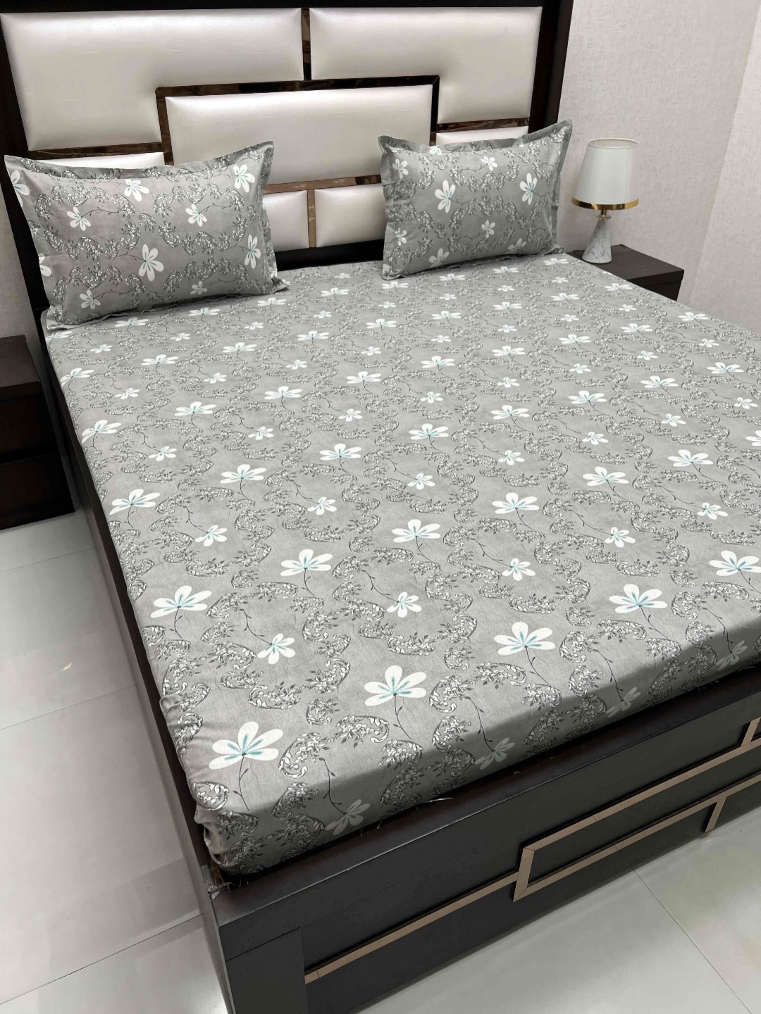 

Pure Decor Cotton Queen Size Double Bedsheet With 2 Pillow Covers 2.28m X 2.54m, Grey