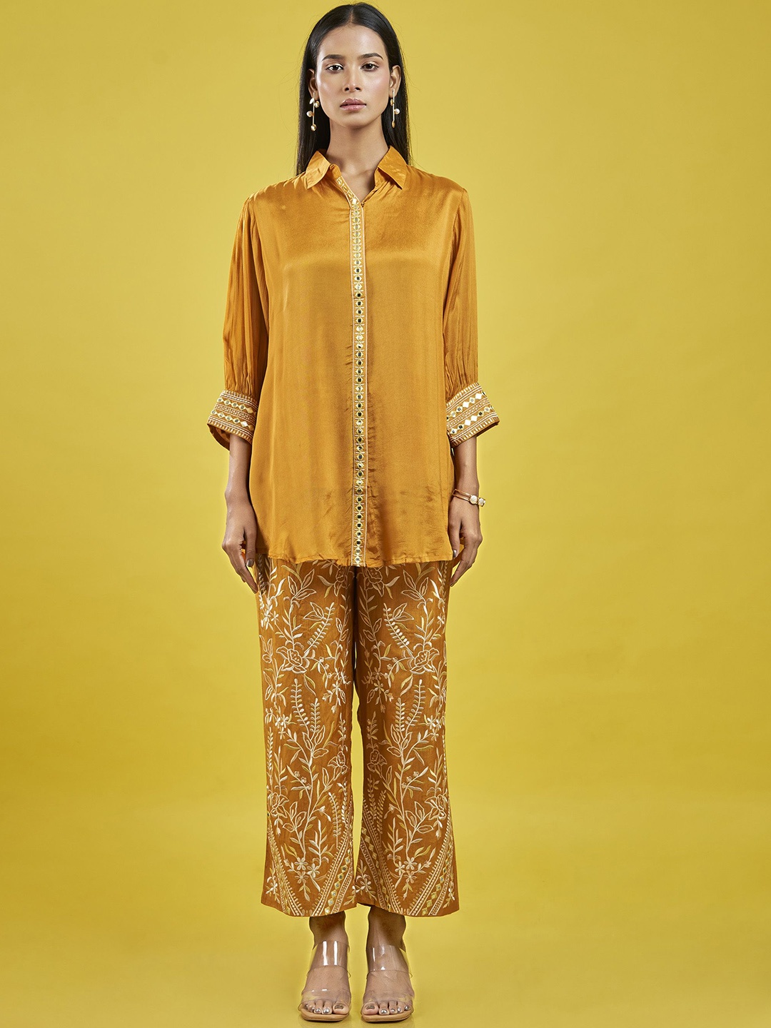 

ISHKIYA Shirt Collar Long Sleeves Pure Silk Shirt With Trouser, Yellow