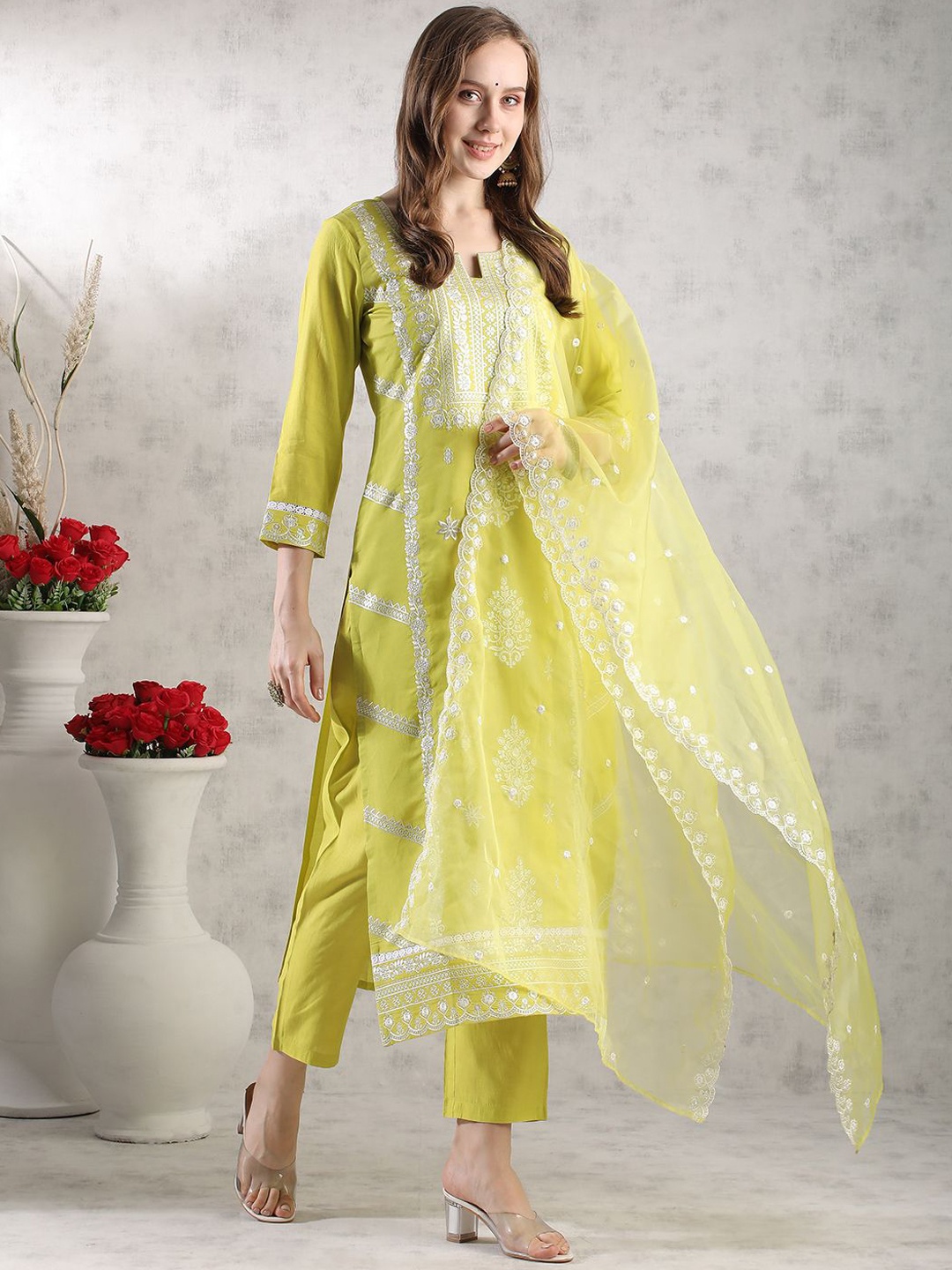 

GoSriKi Floral Embroidered Zari Work Straight Kurta with Trouser & Dupatta, Green