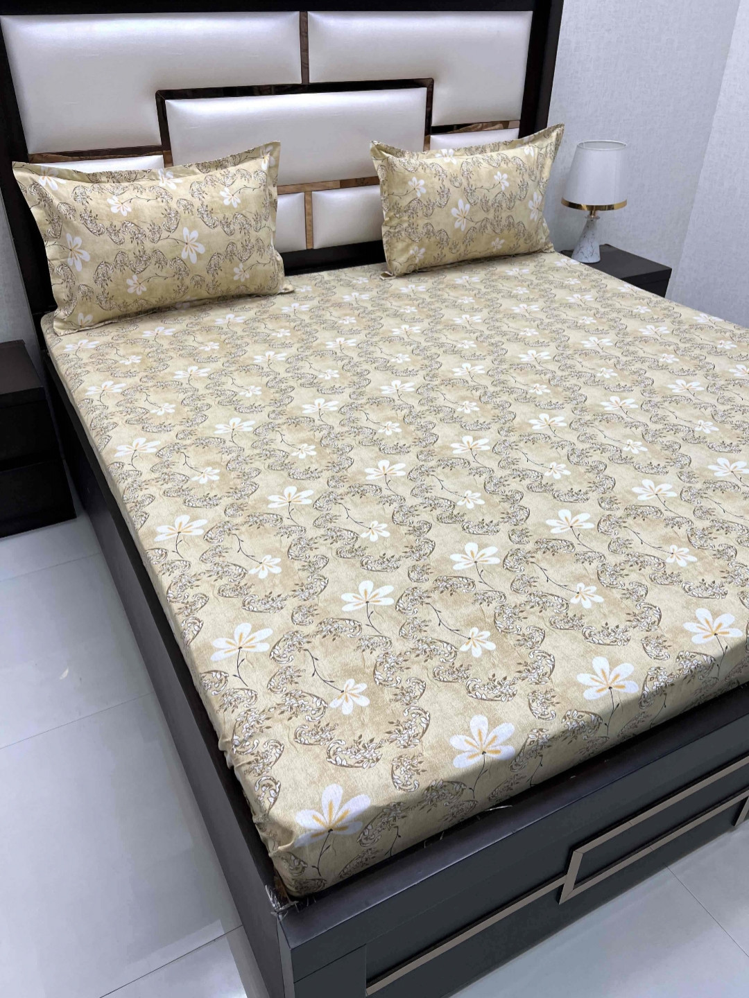 

Pure Decor Cotton Queen Size Double Bedsheet With 2 Pillow Covers 2.28m X 2.54m, Yellow