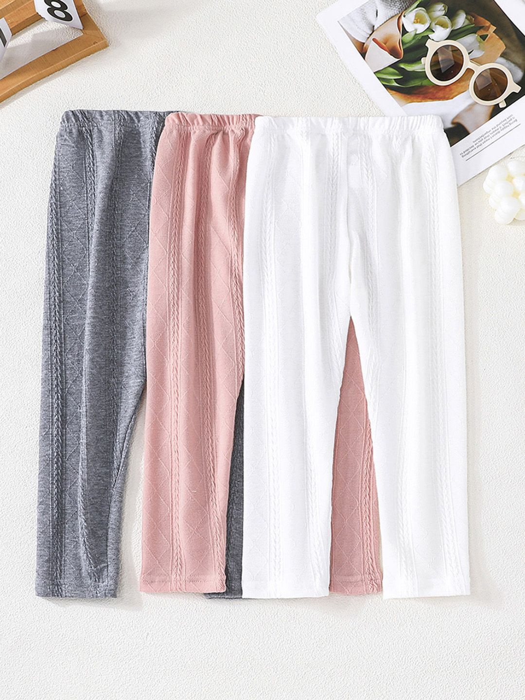 

INCLUD Girls Pack Of 3 Self Design Ankle Length Leggings, White