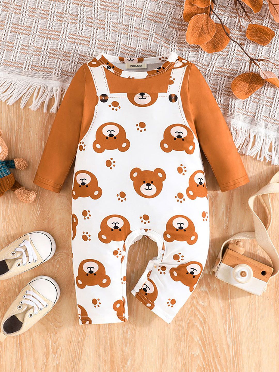 

INCLUD Infant Boys Printed Full Sleeves Jumpsuit Rompers, Brown