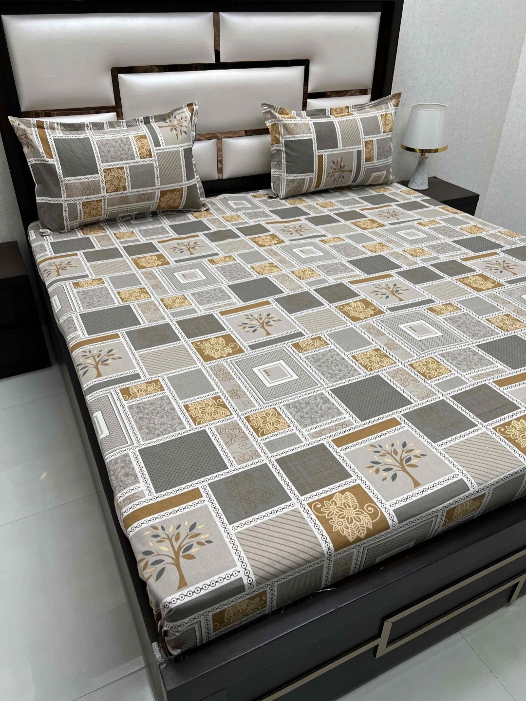 

Pure Decor Grey & Brown Ethnic Motifs Pure Cotton Queen Bedsheet Set 2.28 m x 2.54 m