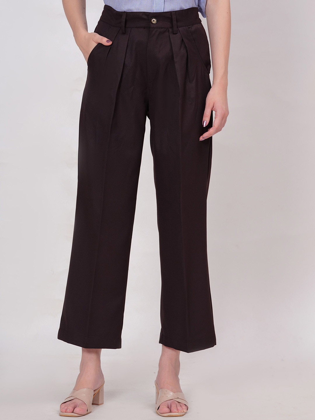 

Chemistry Women Relaxed Loose Fit Easy Wash Pleated Trousers, Brown