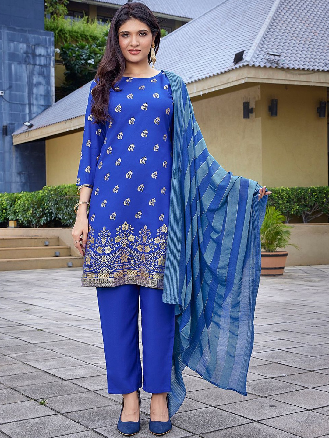 

Royal Export Floral Foil Printed Straight Kurta With Trouser & Dupatta, Blue