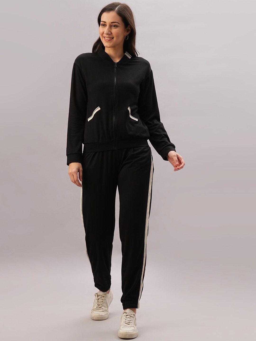 

Tuna London Top With Joggers Co-Ords, Black