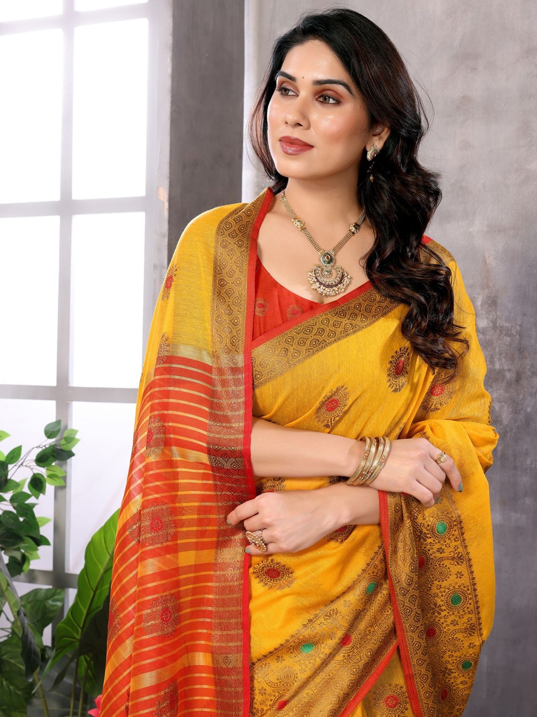 

vj fashion Woven Design Saree With Blouse Piece, Yellow