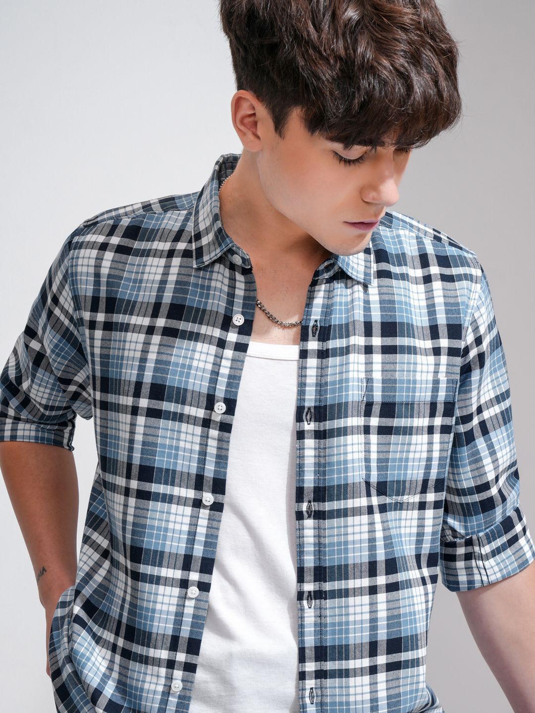 

Highlander Men Checked Casual Shirt, Blue