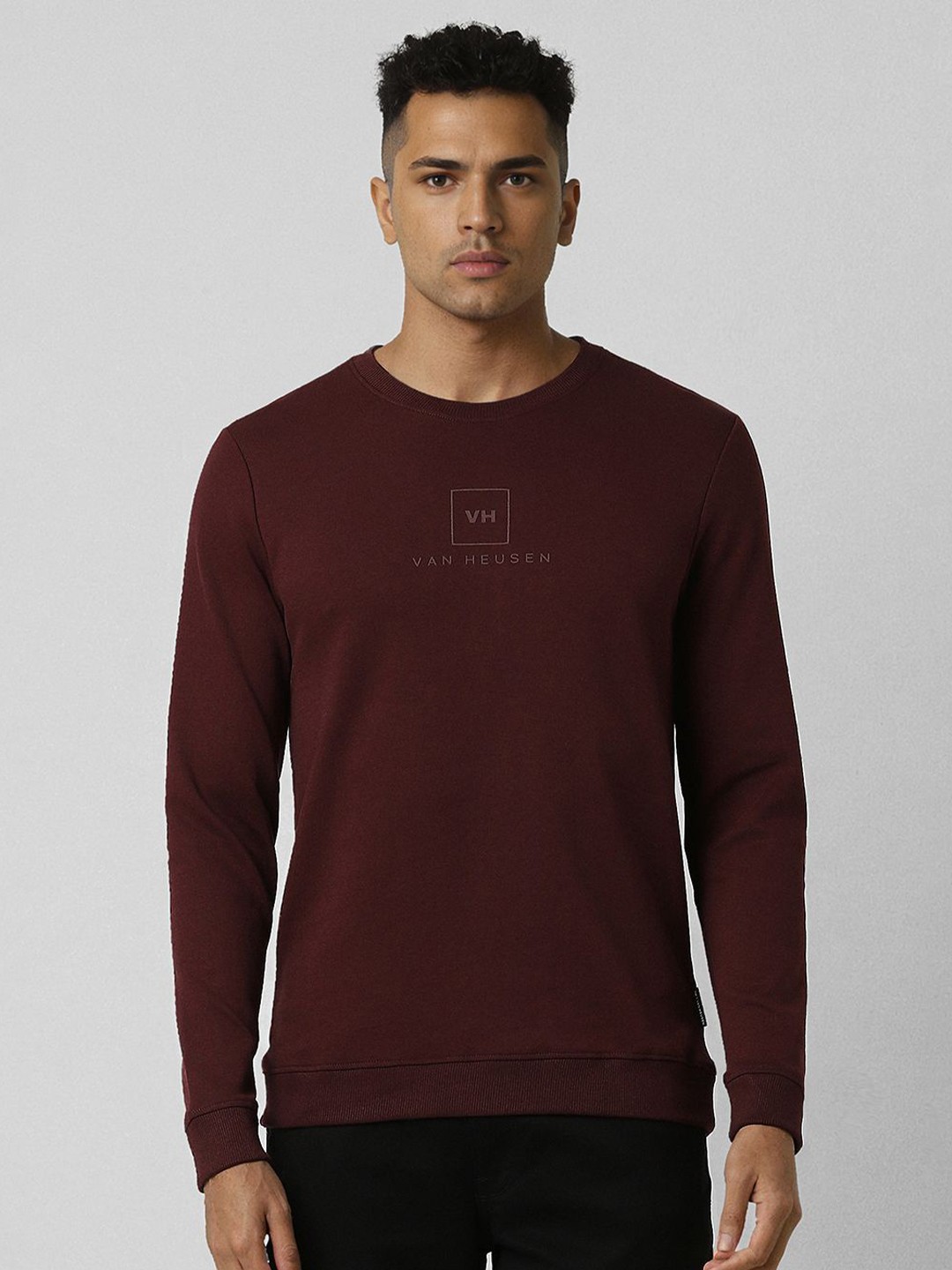 

V Dot Men Round Neck Sweatshirt, Maroon