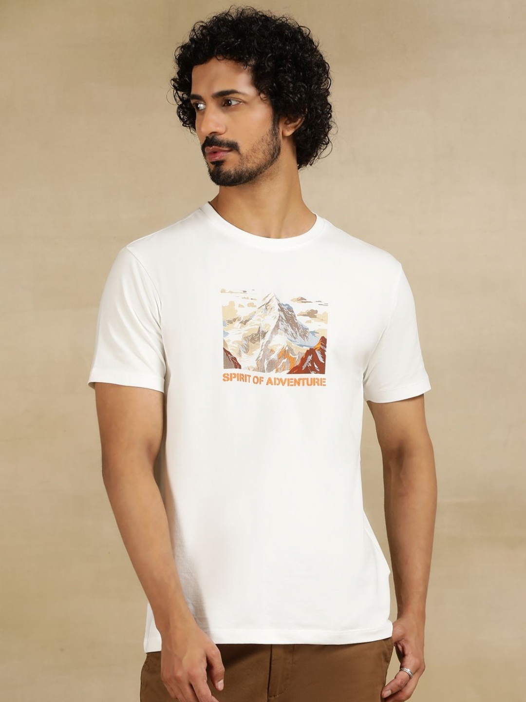 

JADE BLUE Men Graphic Printed Round Neck Cotton Slim Fit T-shirt, White