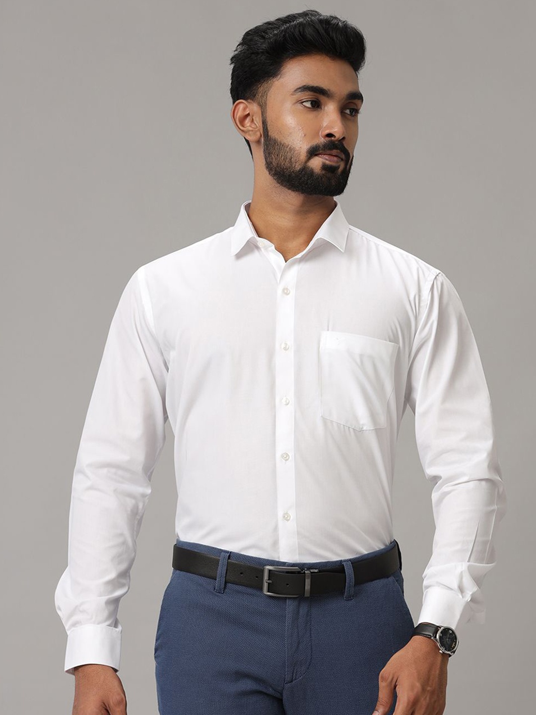 

Viveagham Men Comfort Spread Collar Solid Cotton Casual Shirt, White