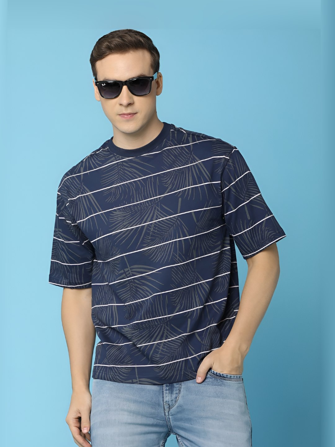 

V-Mart Men Striped Round Neck Cotton T-shirt, Navy blue