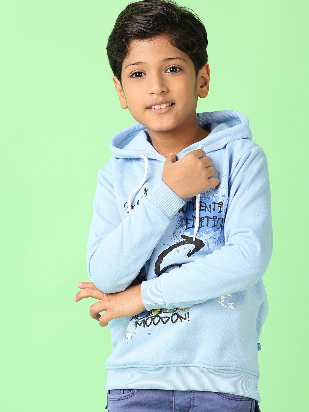 

V-Mart Boys Blue Long Sleeves Hooded neck Printed Sweatshirt