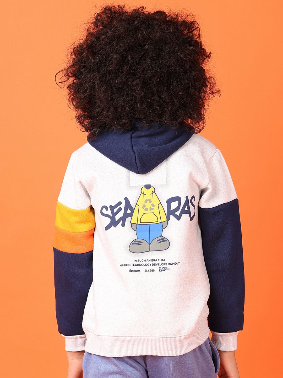 

V-Mart Boys Colourblocked Hooded Sweatshirt, White
