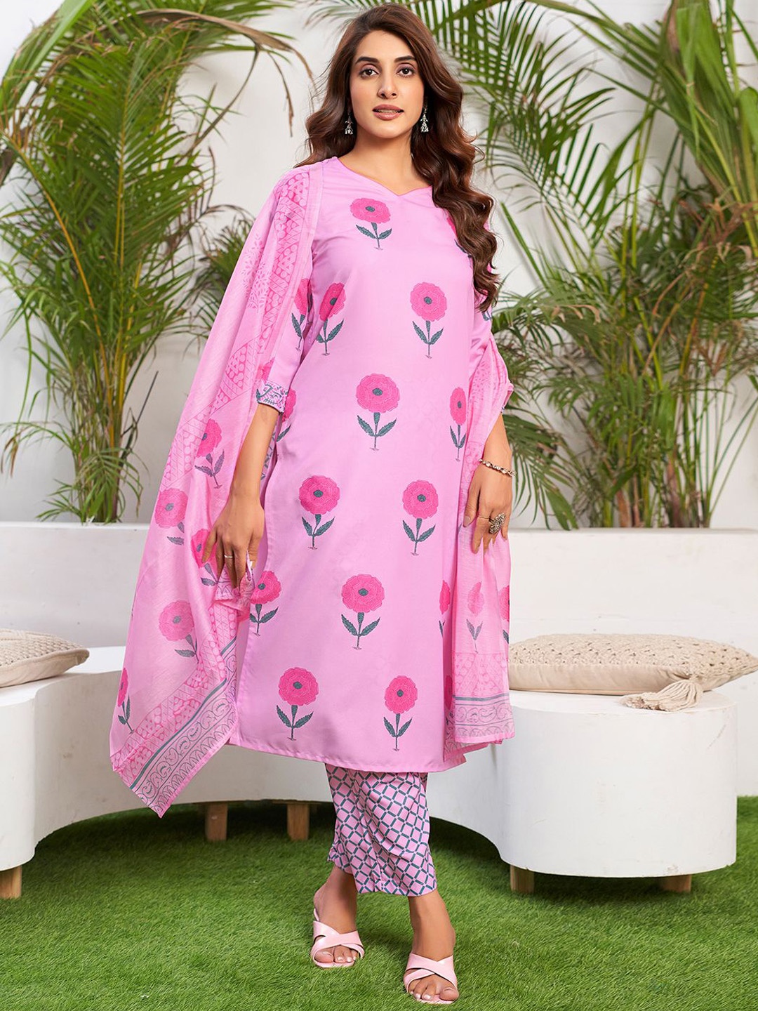 

KALINI Floral Printed Straight Kurta with Trousers & Dupatta, Pink